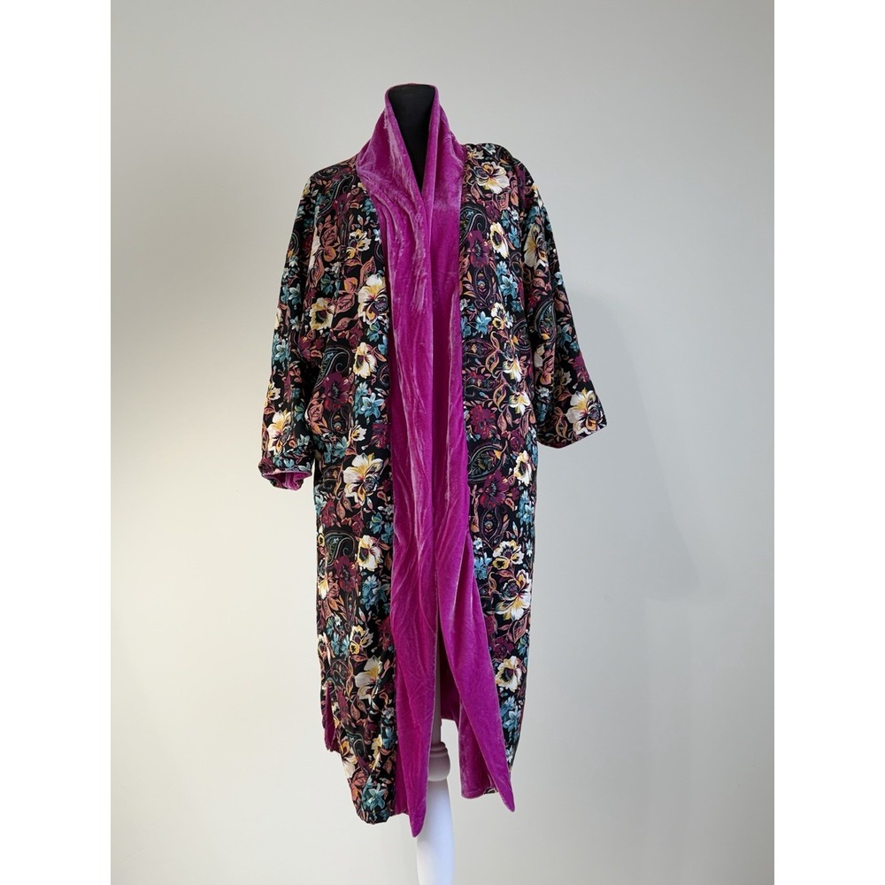 Jennafer Grace Limited Edition Reversible Velvet Floral Kimono Robe S/M Pink